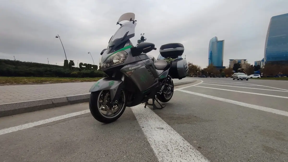 Kawasaki GTR 1400 — Bakı (3)