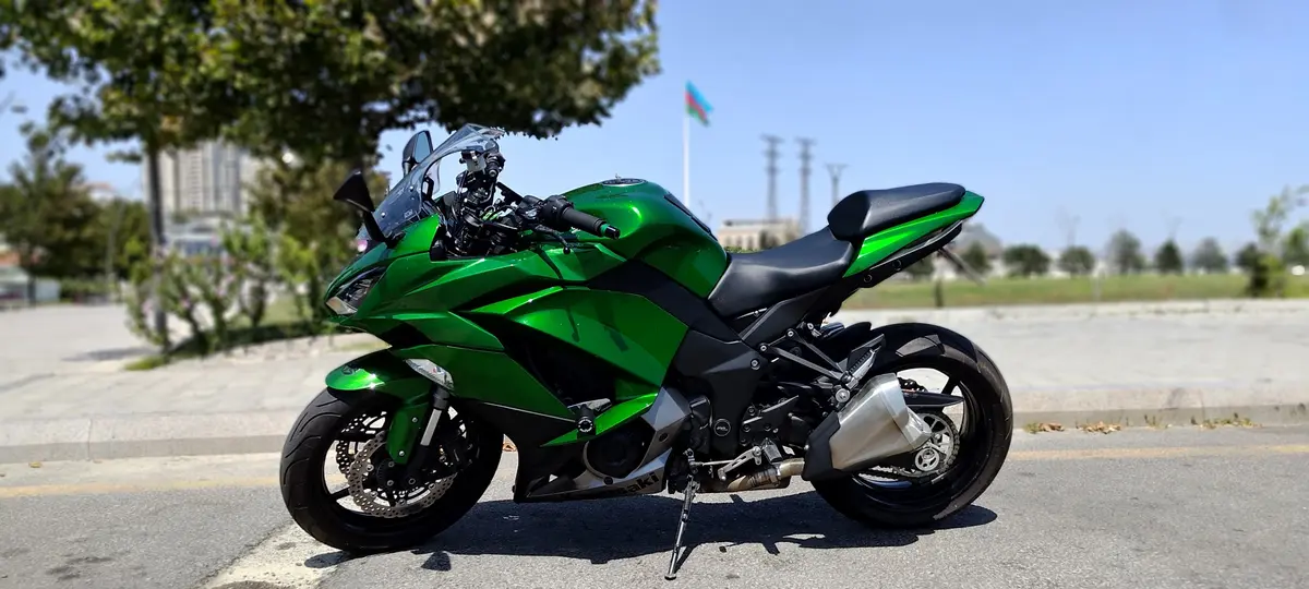 Kawasaki Z 1000 — Bakı
