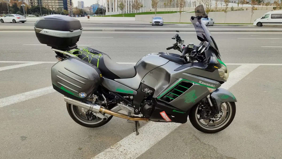 Kawasaki GTR 1400 — Bakı (5)