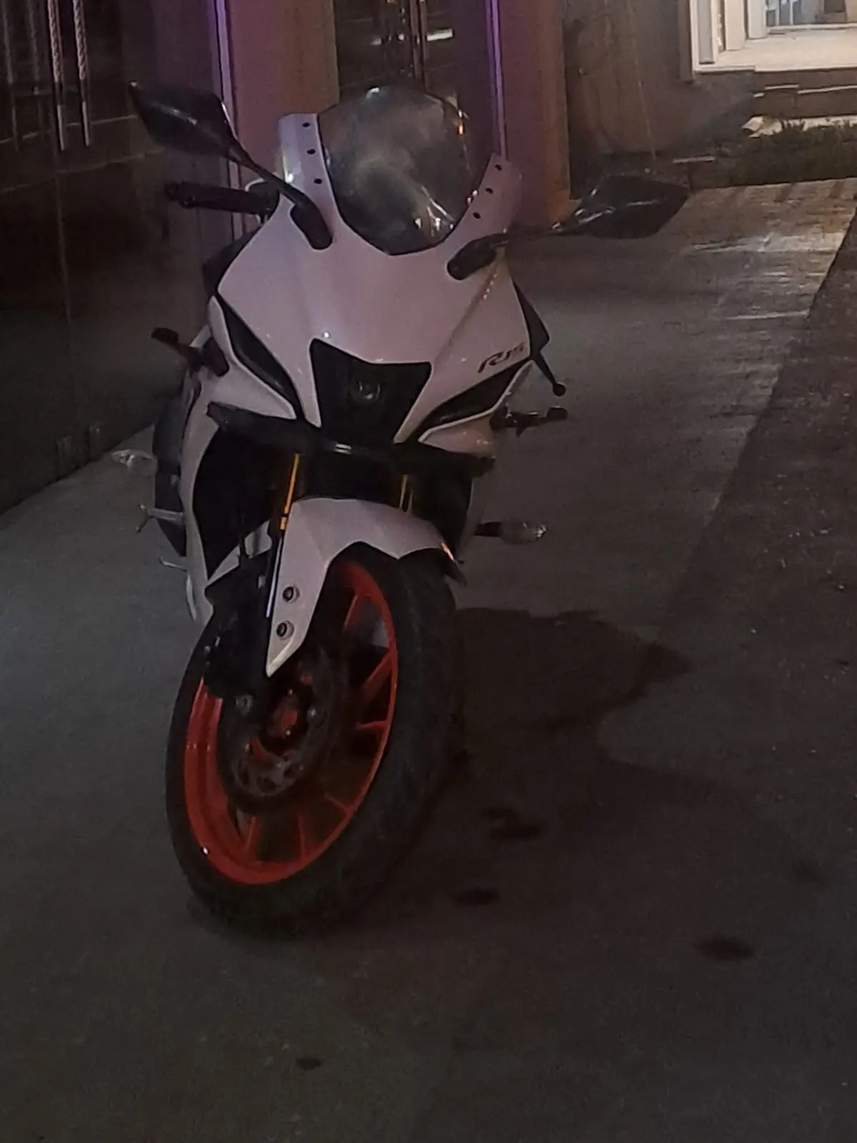 Yamaha YZF-R15 V4 — Bakı (9)