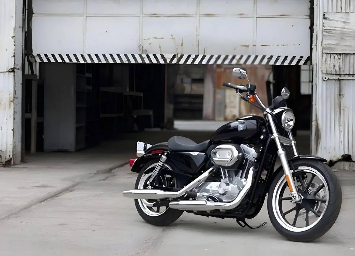 Harley Davidson Sportster SuperLow XL883L — Bakı (3)